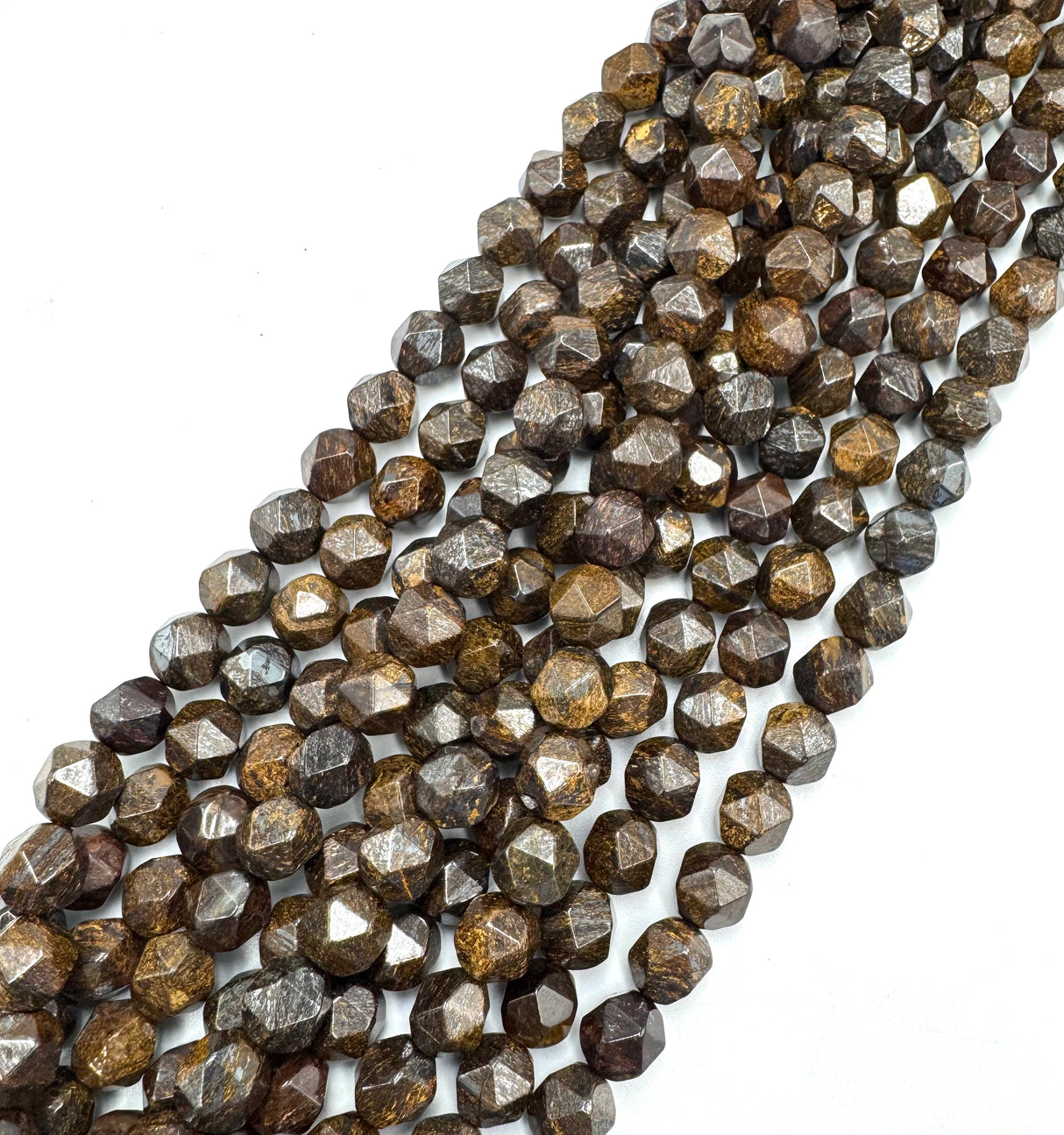 Bronzit Perlen – Sternschliff (10mm)