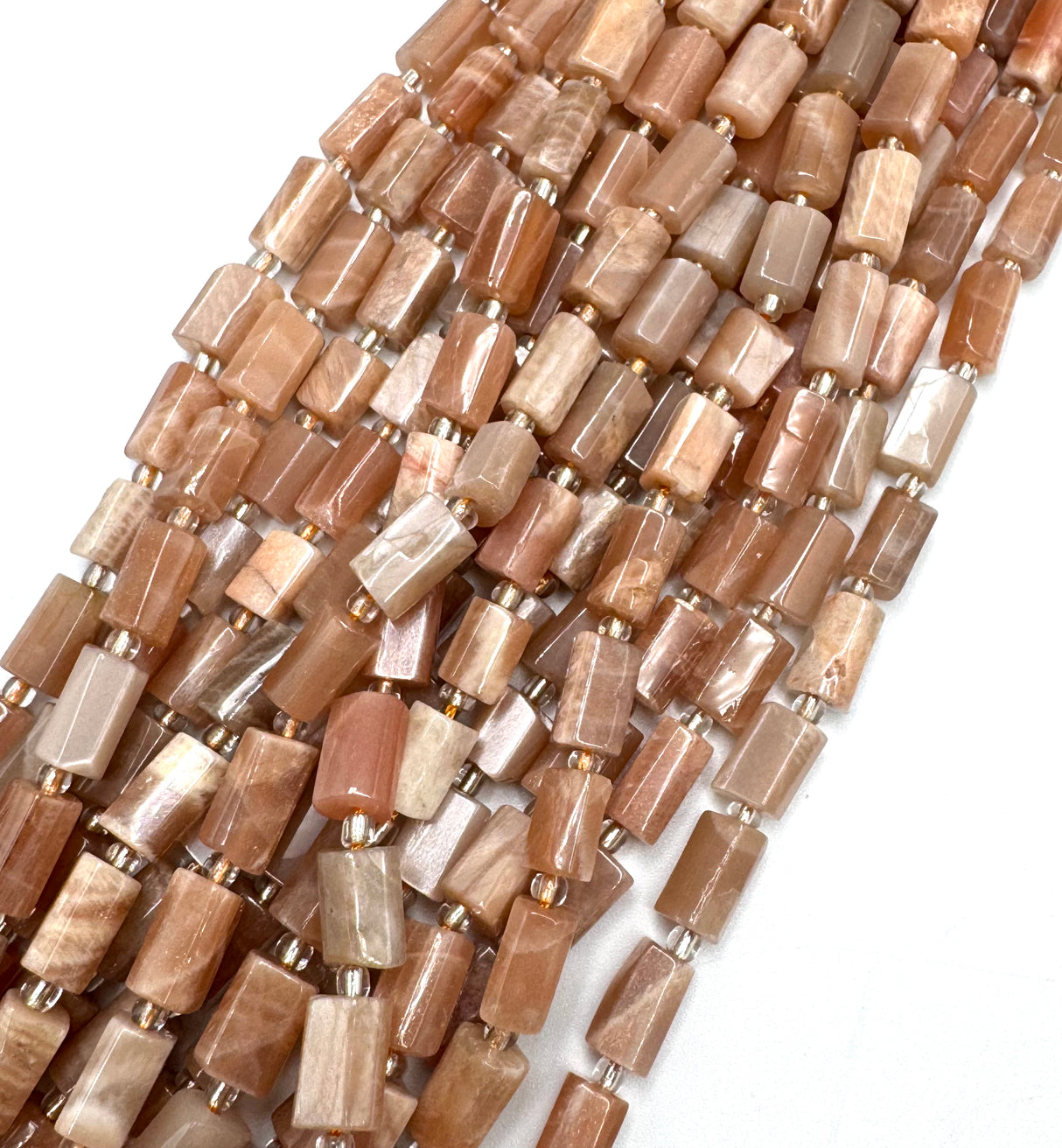 Solsten Pearls – Oblong/Barrel-shaped (8x11mm)