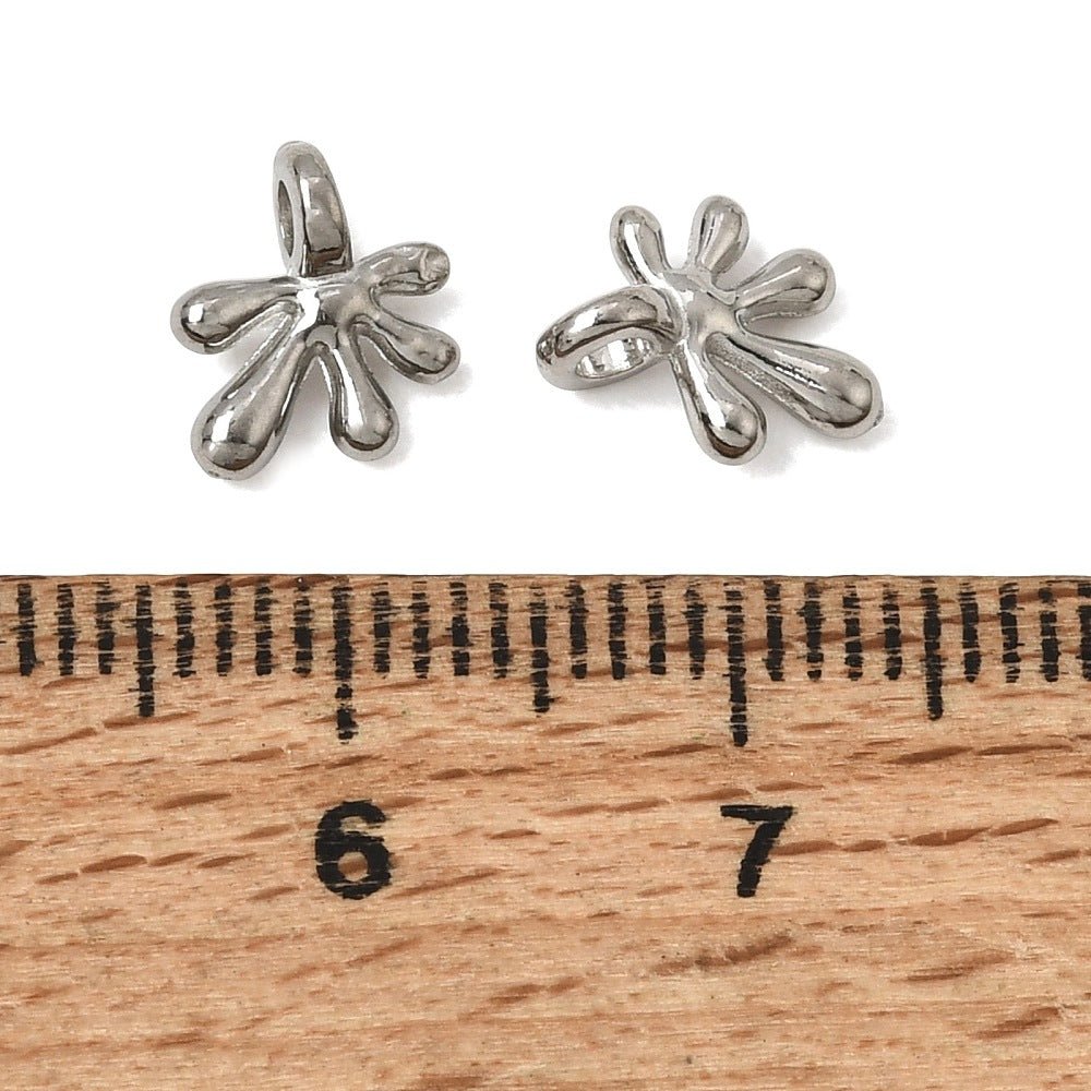 Abstrakt Vedhæng – Stål (8,5x7mm) 2 stk - Uniq Perler - 126242