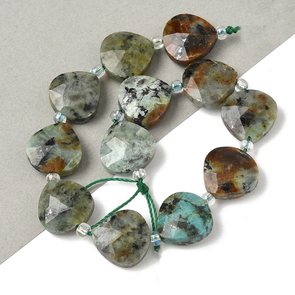 Afrikansk Turkis (Jaspis) Dråbeformede Perler – Facetteret (12mm) - Uniq Perler - 115768