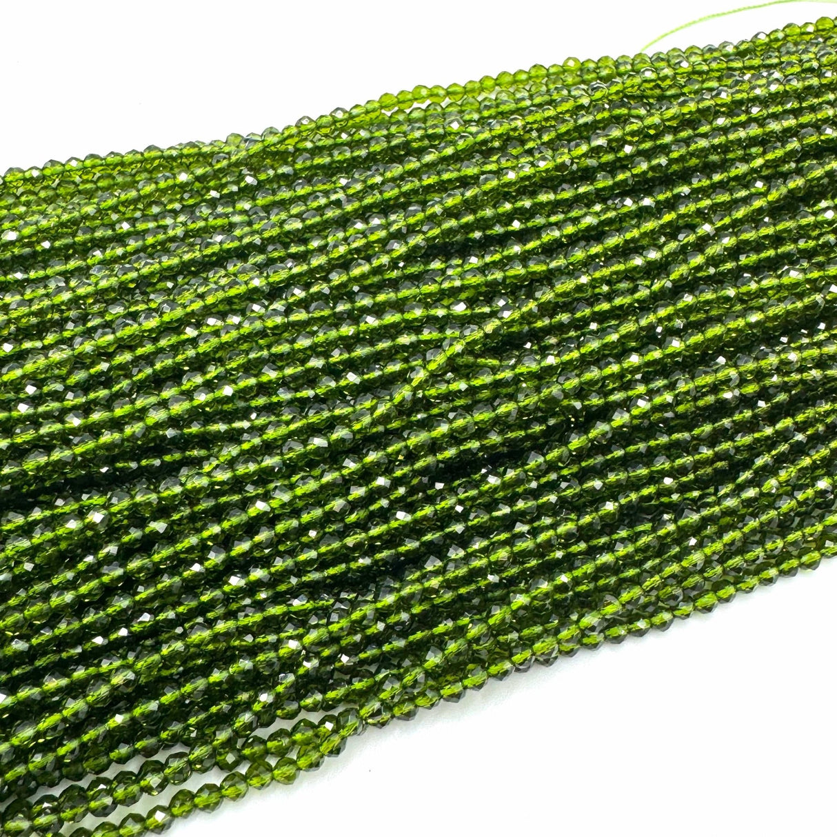Auktion X......Glasperler - Facetteret, Oliven Grøn, (3mm) - Uniq Perler - 10089