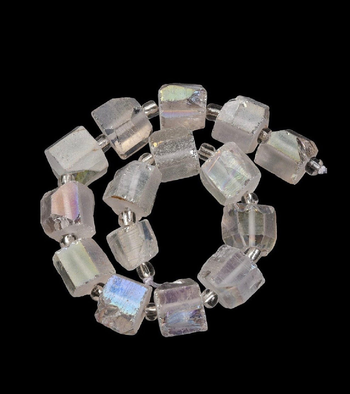 Bjergkrystal – Elektroplated, Kantet (8–14mm) Enkelt Perle - Uniq Perler - 85468