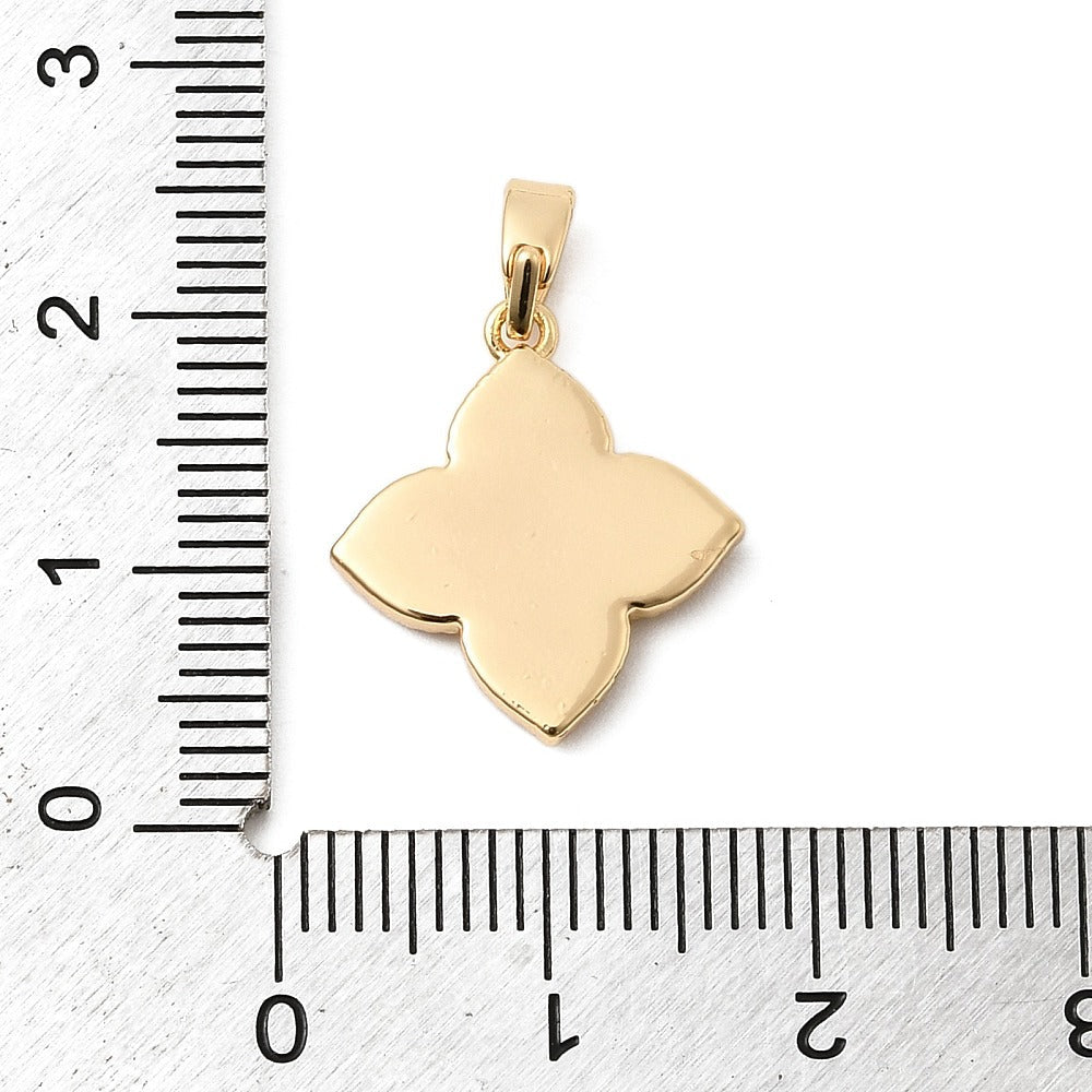 Blomster Vedhæng Med Shell Og Zirkonia – 18K Forgyldt Messing (17,5x15,5mm) - Uniq Perler - 126442