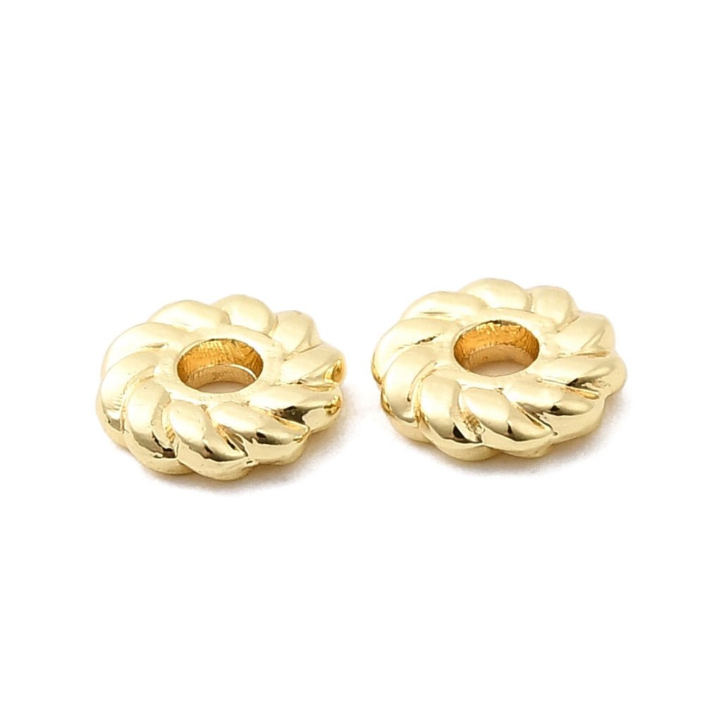 Blomsterformede Perler – 18K Langtidsholdbar Forgyldt (6mm) 10 stk - Uniq Perler -