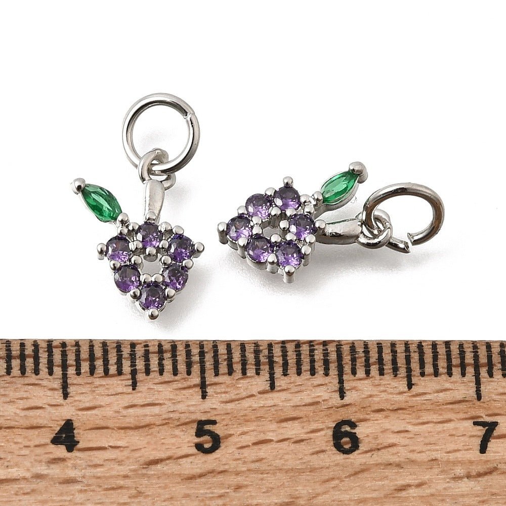 Drue Vedhæng Med Kubiske Zirkonia – Langtidsholdbar Platinbelagt Messing (13x8x2,5mm) - Uniq Perler - 118691