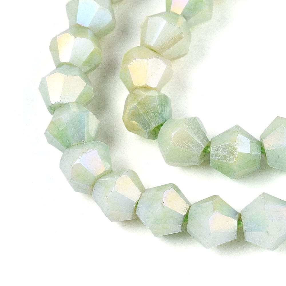 Elektroplatede Glasperler – Grøn, Facetteret (4,5x4mm) - Uniq Perler - 115402