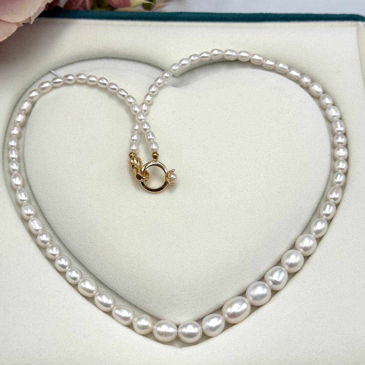 Ferskvandsperle Halskæde Med Forgyldt Lås - Premium, (60cm) - Uniq Perler - 115153