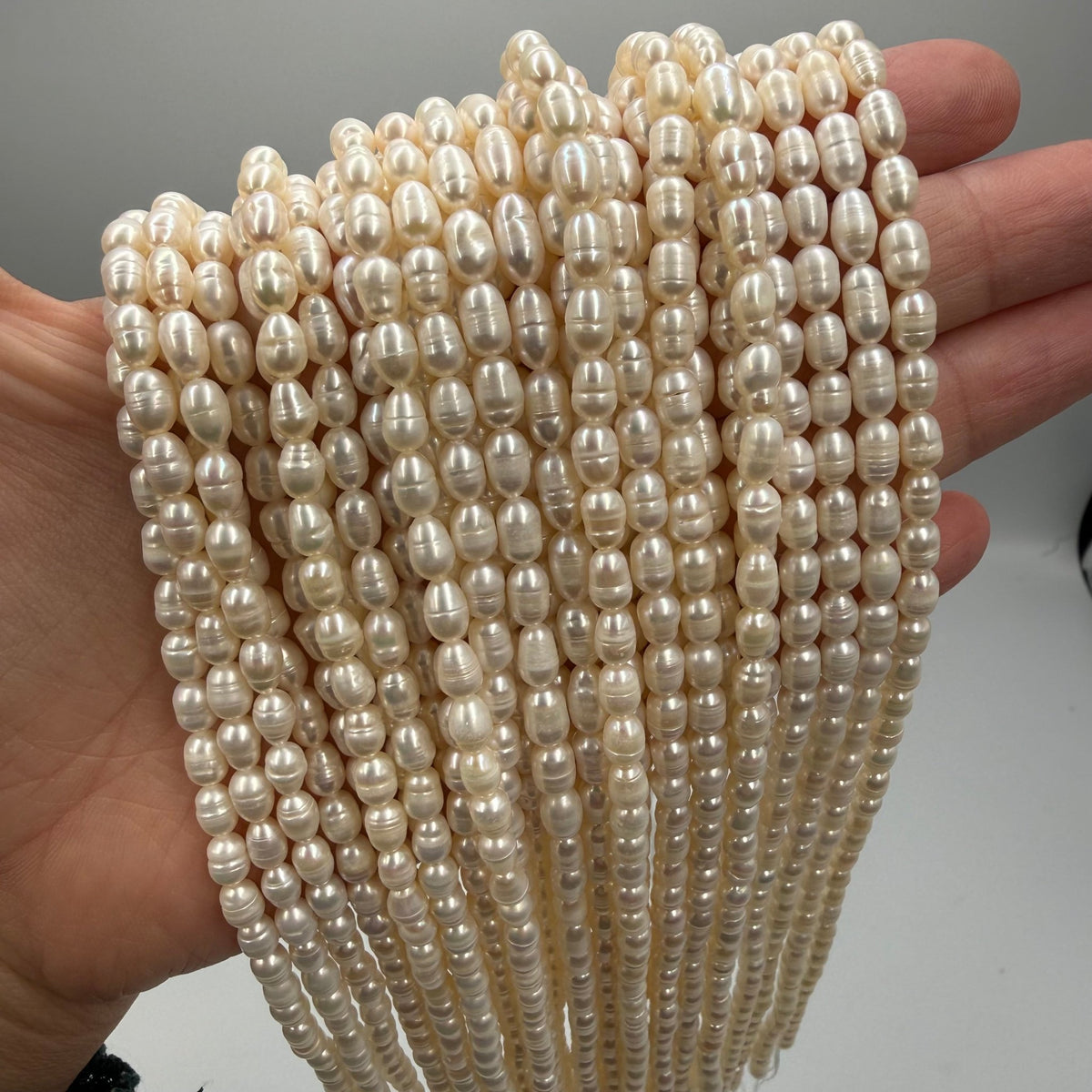 Ferskvandsperler – Rice, Grade A (4,5x6-7mm) - Uniq Perler - 125449