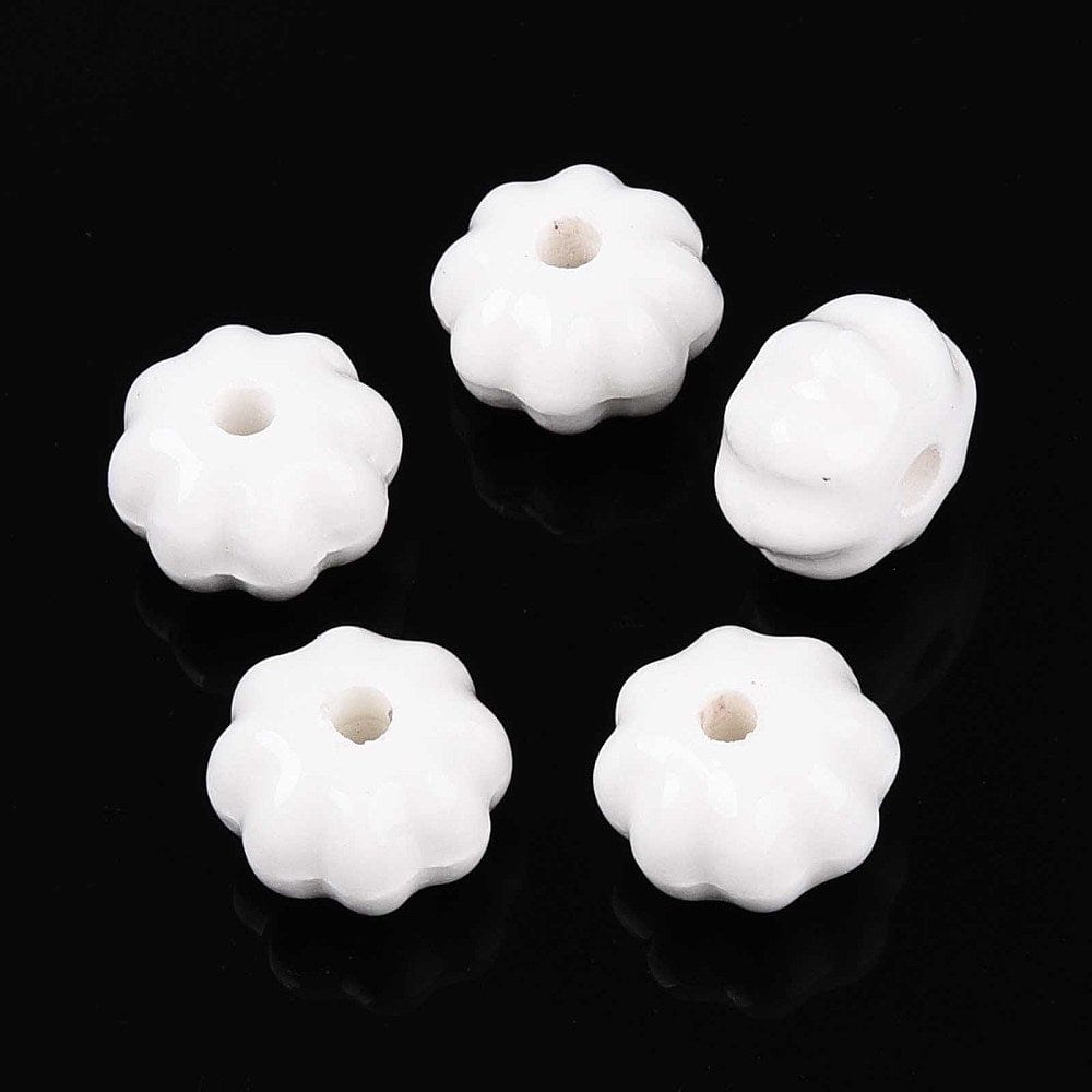 Håndlavede Græskar Porcelænsperler – Hvide (11mm, 8 stk) - Uniq Perler - 115976