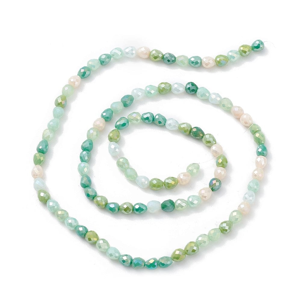 Let Dråbeformet Glasperler - Grøn, Facetteret (4,6x4mm) - Uniq Perler - 115412