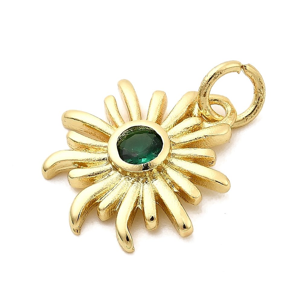 Messing Vedhæng – Langtidsholdbar, Sol med Grøn Zirkonia (14x15mm, 2 stk) - Uniq Perler -