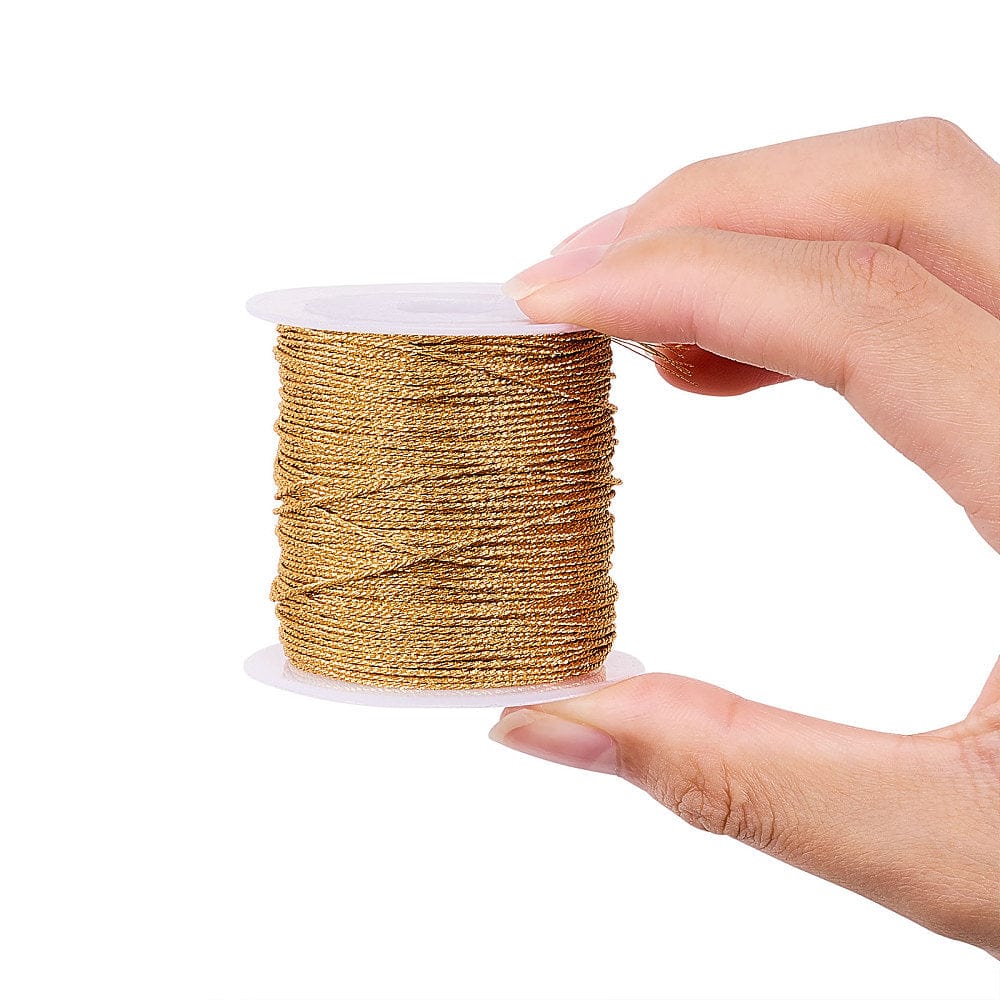 Metallisk Tråd – Guld, (0,8mm, 25m) - Uniq Perler - 866847