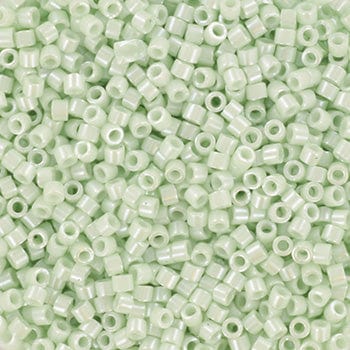 Miyuki Delica Perler, DB 1536 - 1, Opaque Ceylon Light Mint, 11/0 - Uniq Perler - DB - 1536 - 1 - 4