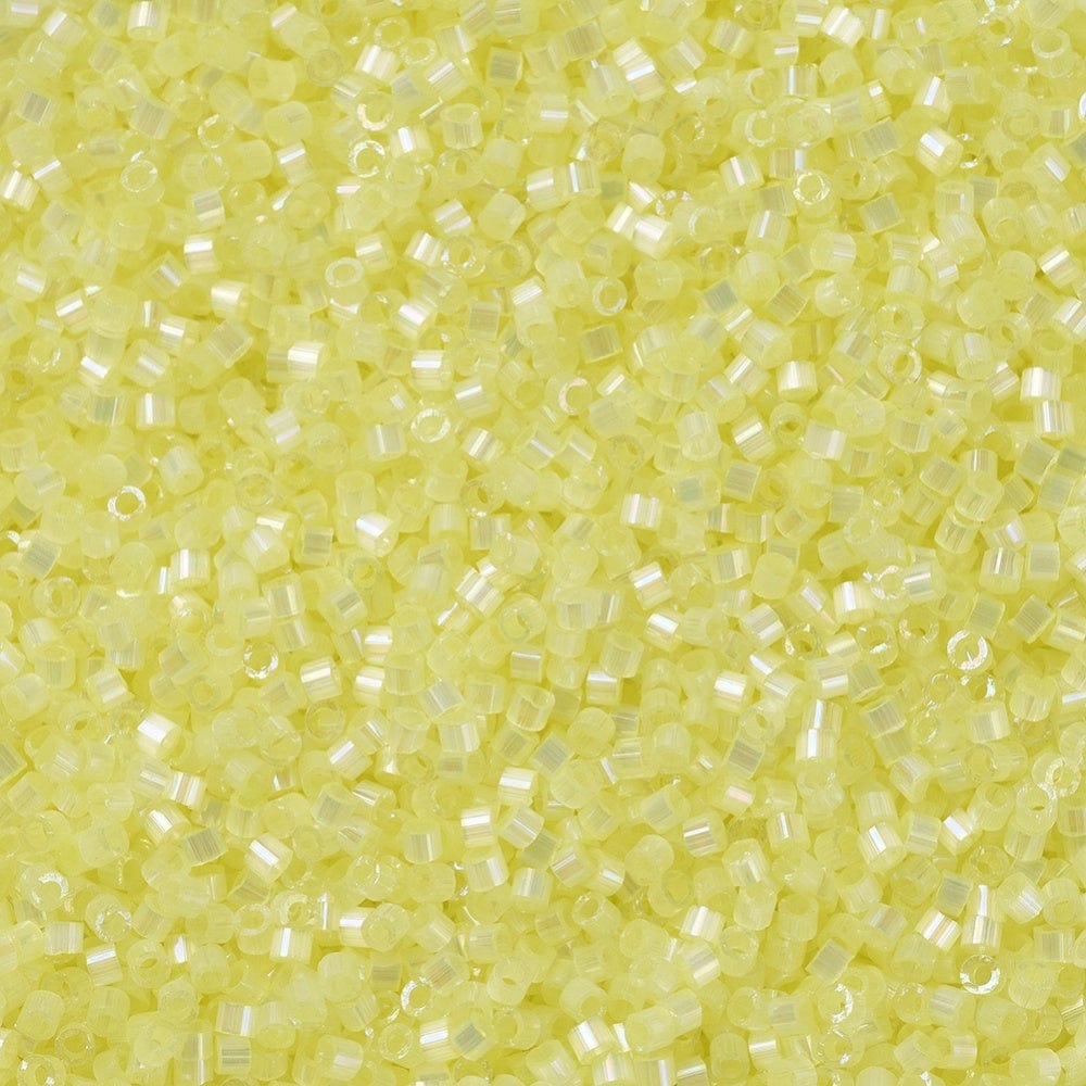 Miyuki Delica Perler, DB 1873, Silk Inside, Dyed Citron AB, 11/0 - Uniq Perler - 0000003477