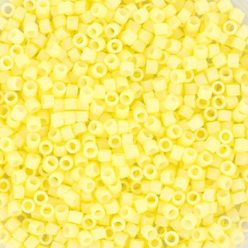 Miyuki Delica Perler – DB 2101, Duracoat Opaque Dyed Light Lemon Ice (11/0) - Uniq Perler - DB-2101-100