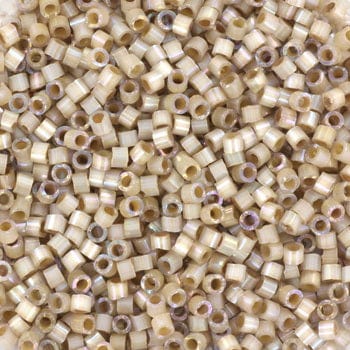 Miyuki Delica Perler, DB 680, Silk Satin Dyed Smokey Quartz, 11/0 - Uniq Perler - 112033