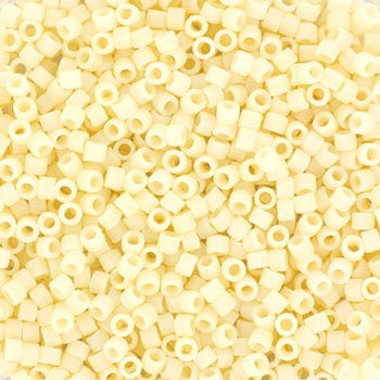 Miyuki Delica Perler - DB 762, Opaque Matte Dark Cream, 11/0 - Uniq Perler - 156522
