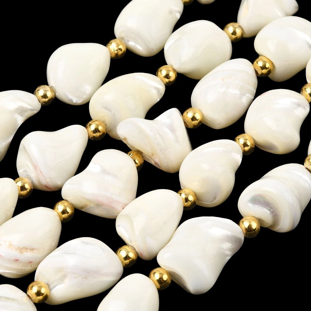 Naturlige Trochus muslingeperler nuggets (11 - 16mm) - Uniq Perler -