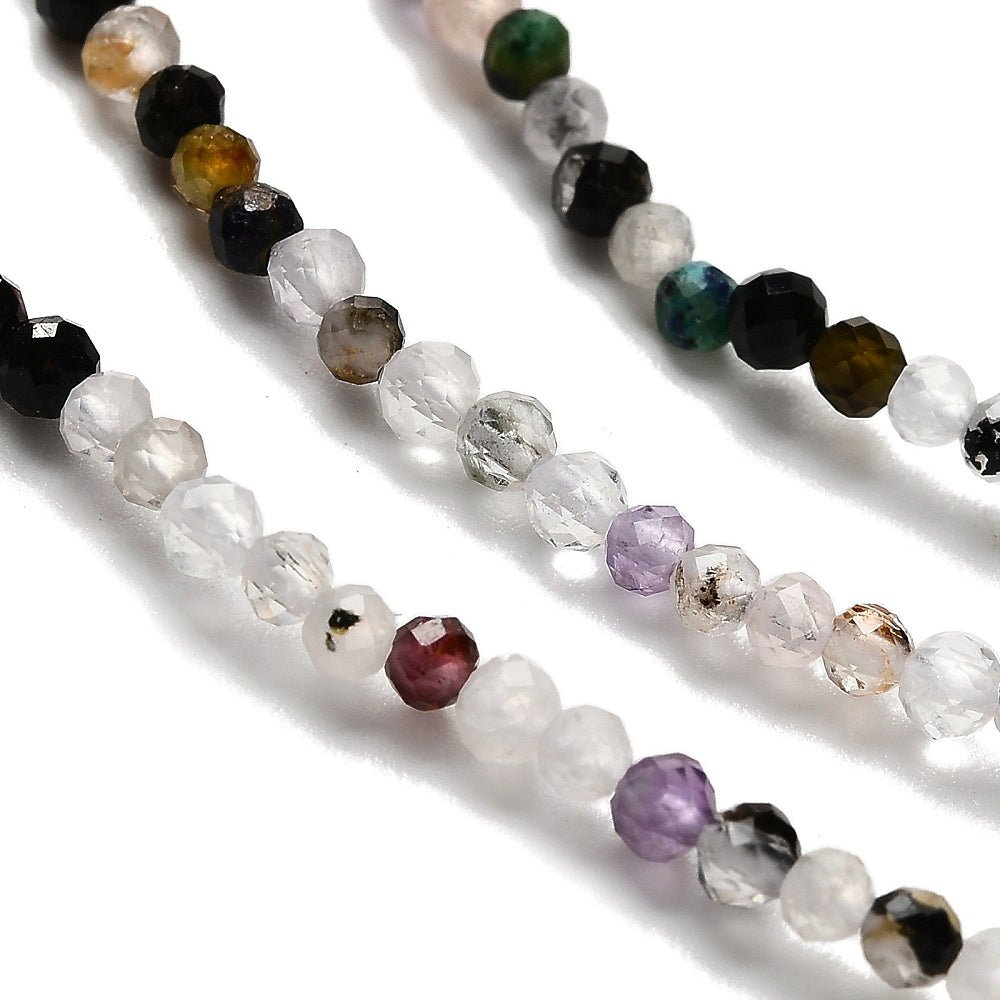 Naturstens Mix – Sort/Klar, Rund, Facetteret (2mm) - Uniq Perler -