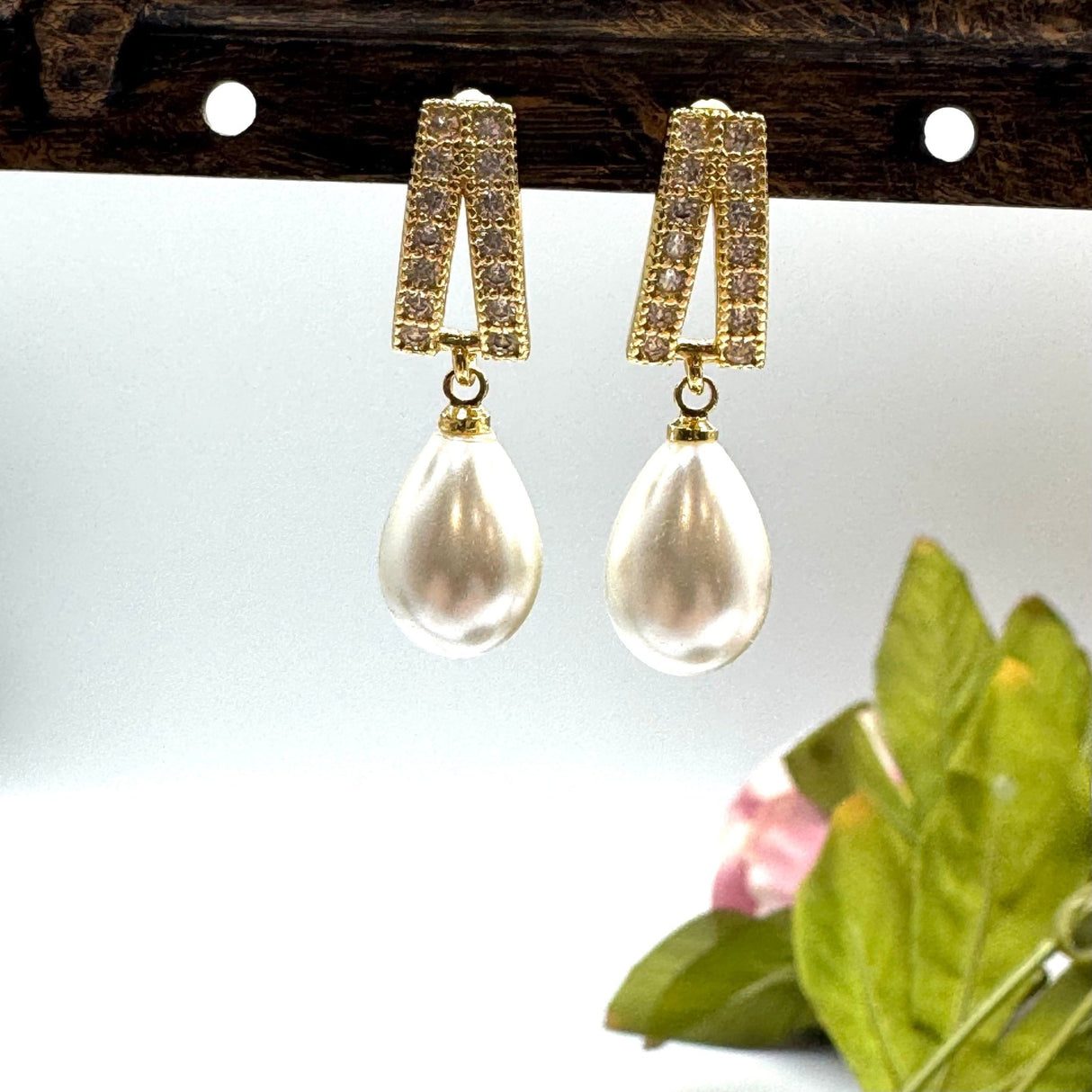 Ørestikkere Med Zirkonia Sten Til Topboret Perler - Uniq Perler - 994849