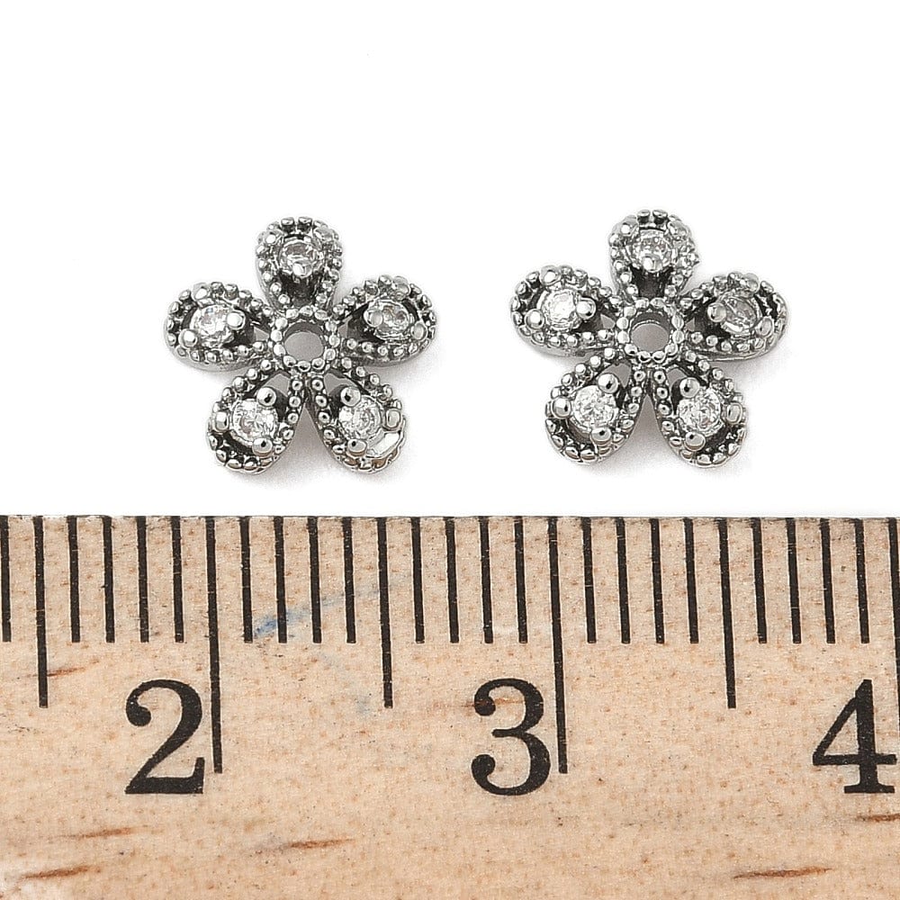 Perlehatte – Blomst m. Zirkonia, Platin farvet Messing (8,5mm) 8 stk. - Uniq Perler - 115691