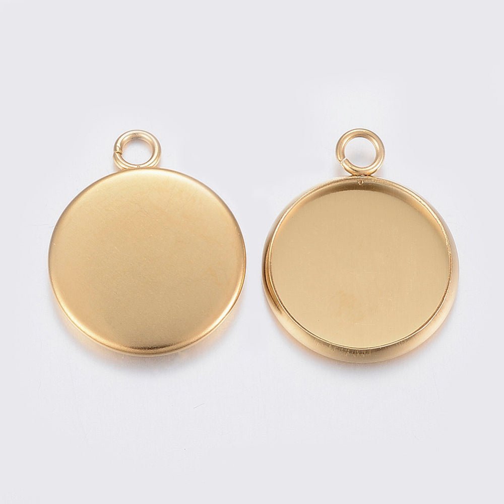 Runde Cabochon Vedhæng i Forgyldt Stål – (6mm) 6 stk. - Uniq Perler -