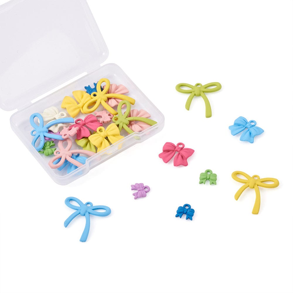 Sløjfe Vedhæng I Assorteret Størrelser Og Farver - Uniq Perler - 111493