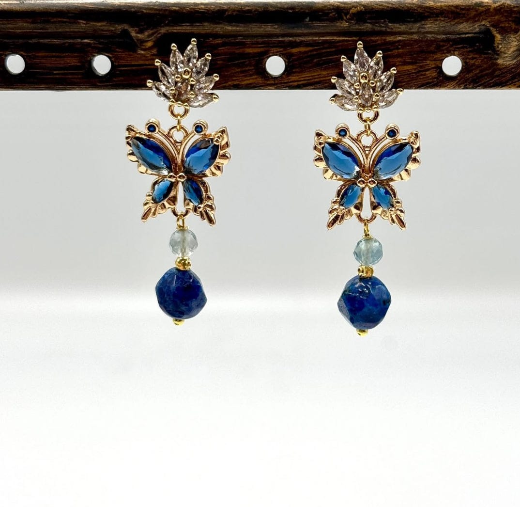 Sommerfugle Mellemled Med Blå Glas - 18K Forgyldt (16x16mm) - Uniq Perler - 114753