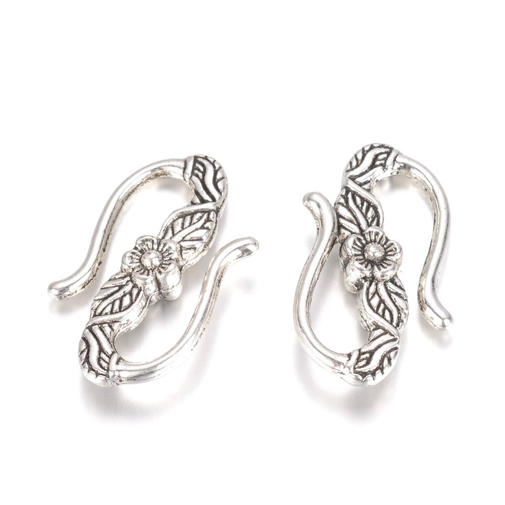 Tibetansk S - Krog Lås – Antik Sølvfarvet (23mm) - Uniq Perler -