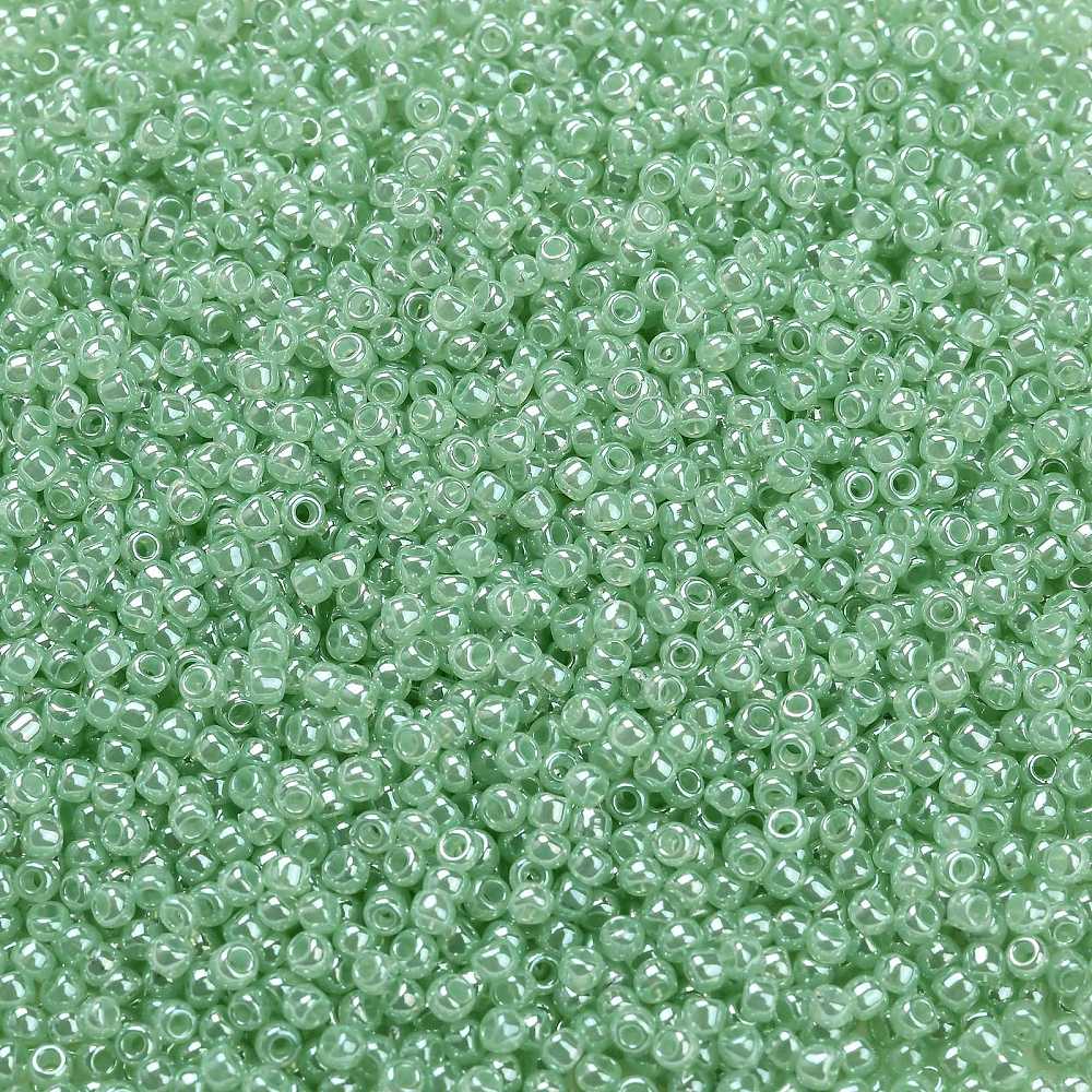 TOHO Seed Beads – Ceylon Selleri, runda (2.2mm) 11/0