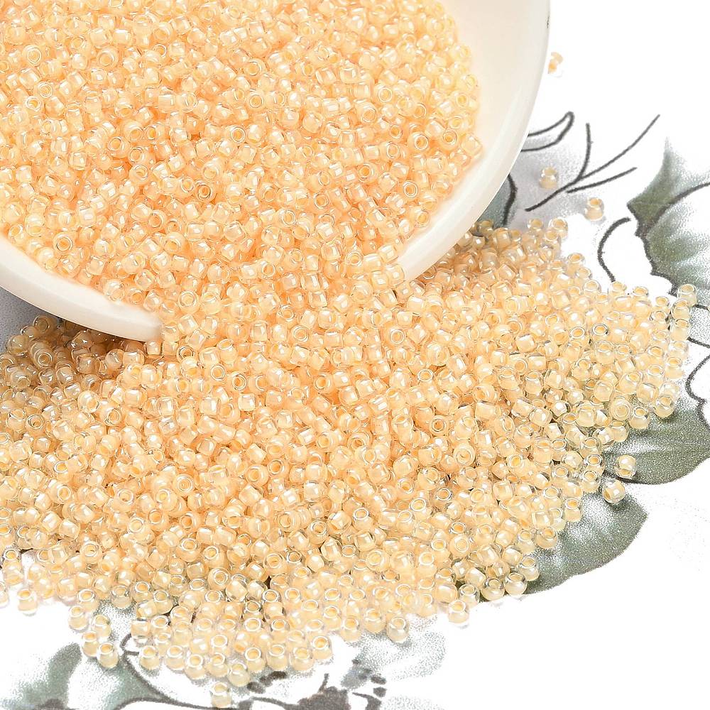 TOHO Seed Beads – TR 352, Inside Color Krystal/Butter Yellow (11/0) 10gr - Uniq Perler - 119764