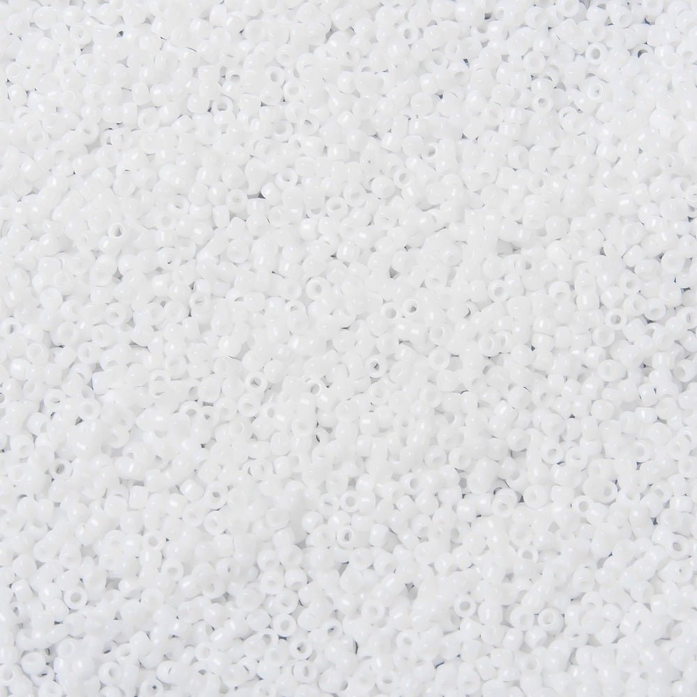 TOHO Seed Beads – Opaque Hvit, Runde 11/0 (2,2 mm)