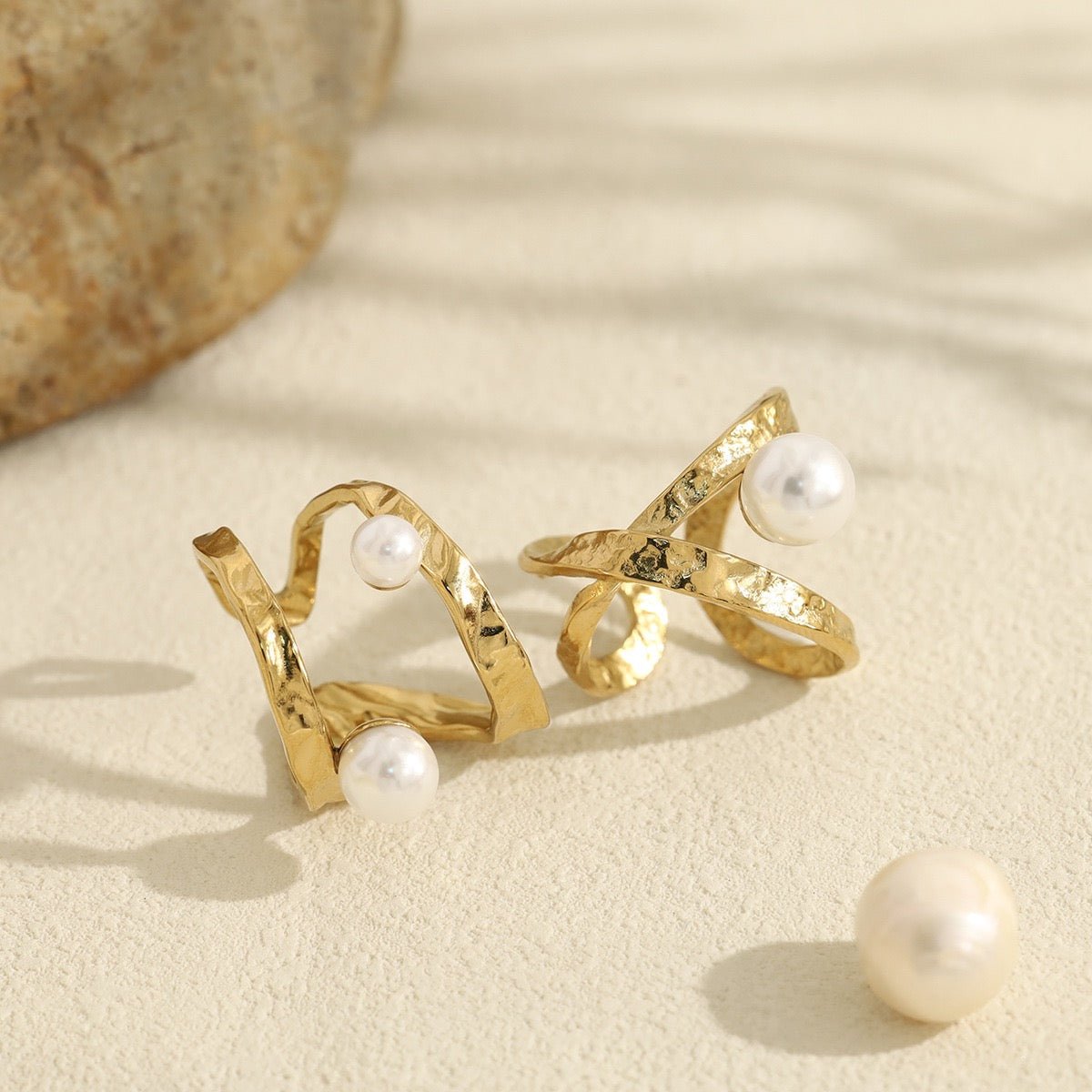 Vandfast Justerbar Ring – 18K Forgyldt Stål med Perler (18mm) - Uniq Perler -