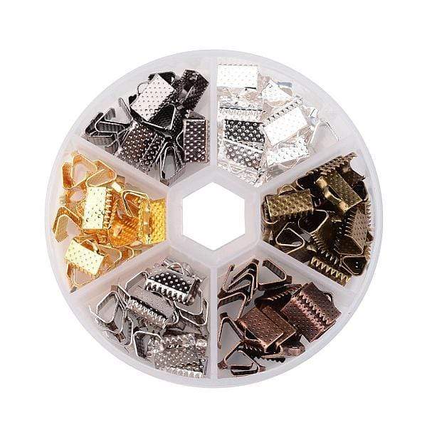 Endestykker og Låse i Mix Farver - (120 Stk, 7x10mm) - Uniq Perler - 613850