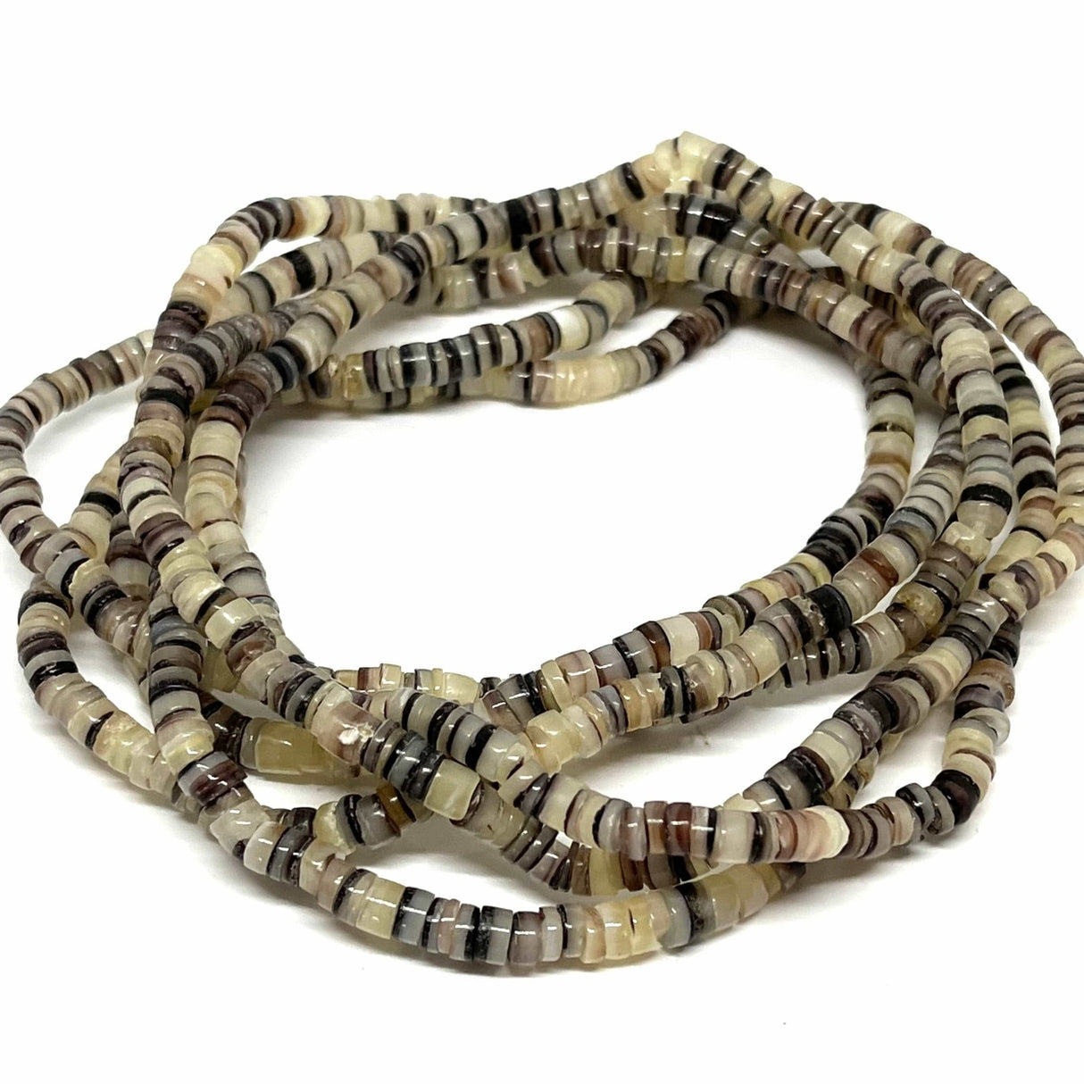 Heishi Perler i Shell – Flade Runde Skiver (5–6mm, Streng) - Uniq Perler - 0000012351