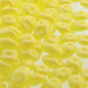 Matubo Super Duo, Tutti Frutti Lemon, 2,5x5mm, 22,5gr - Uniq Perler - 0000004588