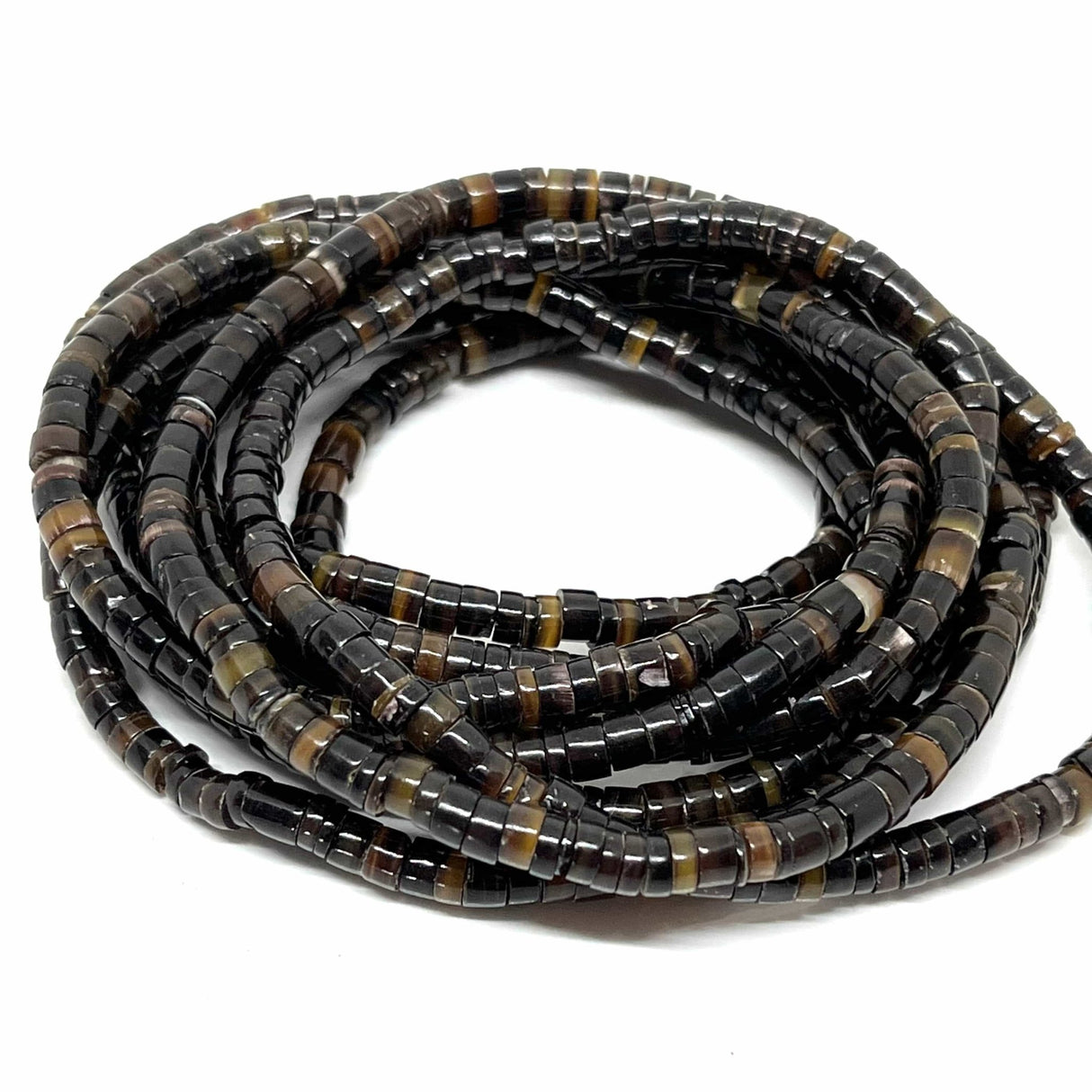 Shell Heishi Perler, Brun, (5 - 6mm) - Uniq Perler - 0000012350