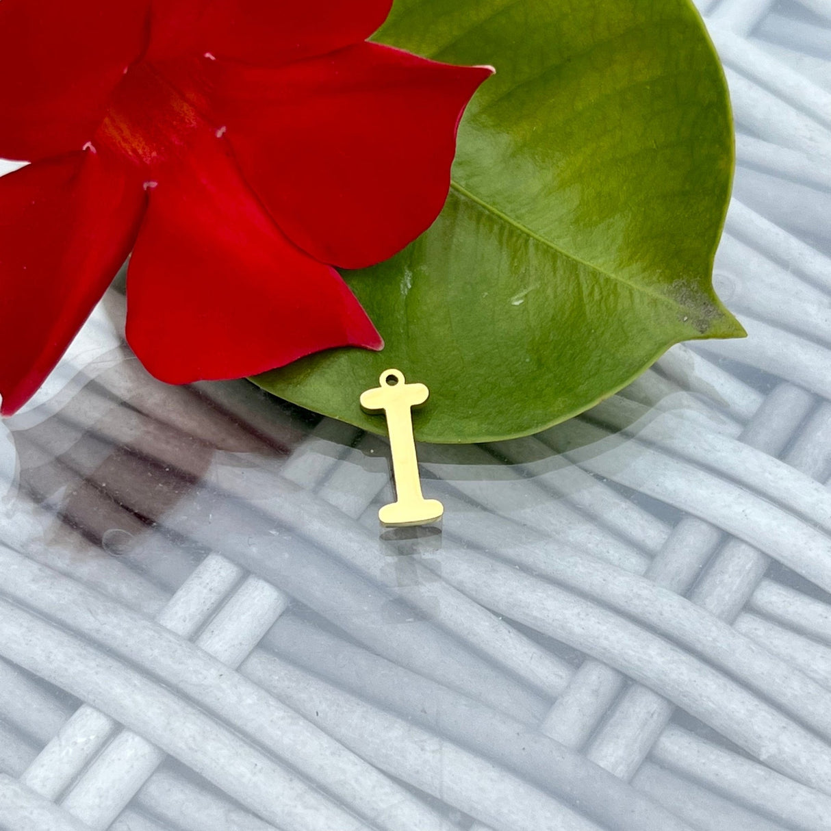 Smukke Stål Bogstaver Til Evt. Halskæde Vedhæng M.M. - Uniq Perler - 11965