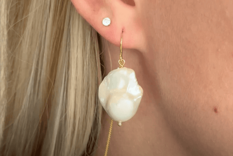 Lær at lave øreringe med barok ferskvandsperler - Uniq Perler