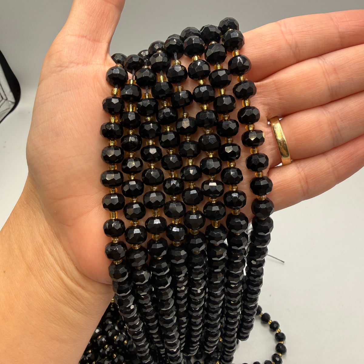 Black Onyx Beads – Faceted Rondelle (8x6-6.5mm)