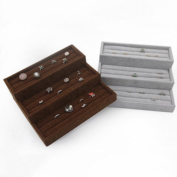 3 Rækkers Sort Display Til Ørestikkere, Øreringe Eller Fingerringe (24x26x9cm) - Uniq Perler - 111525