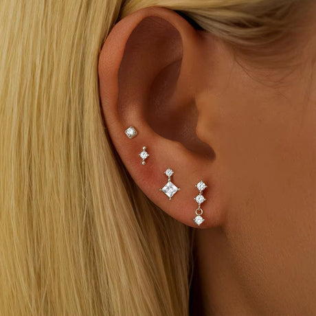 4 - Delt Sterling Sølv 925 Ørestikkere - Uniq Perler - 113711