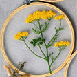 Blomster broderisæt på transparent stof, 21x20 cm