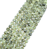 Prehnit Perlen – Würfel (8mm) 