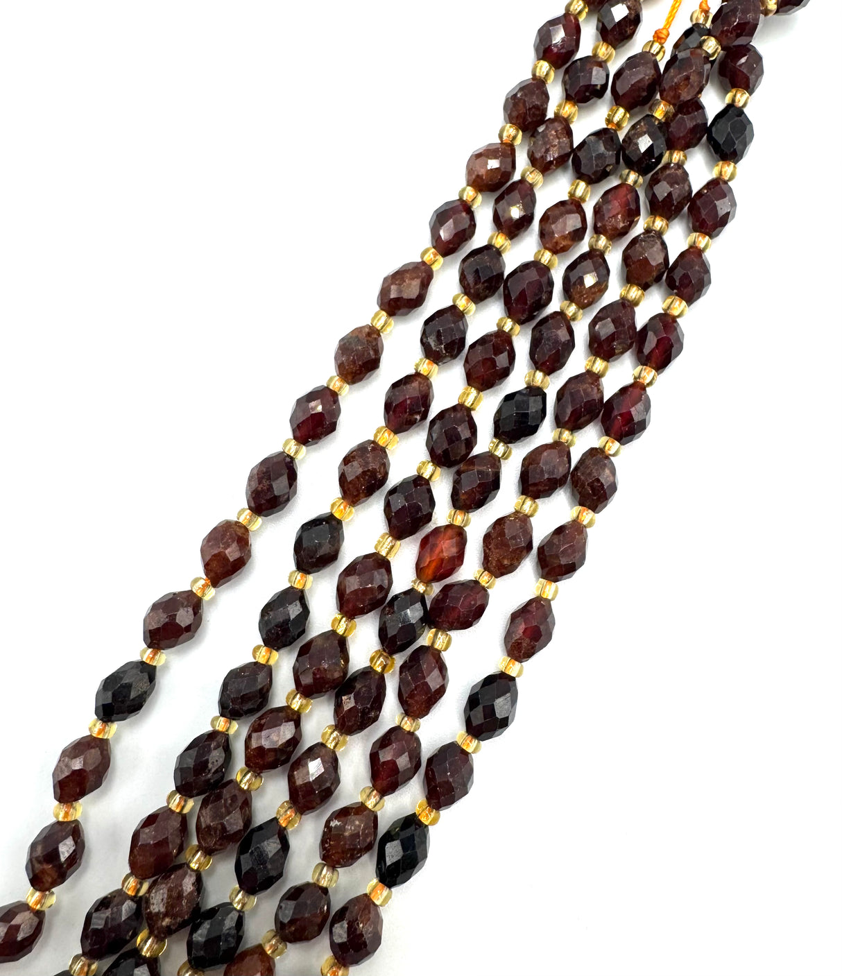 Granat Perler – Facetterte Ovale (8~9mm) 