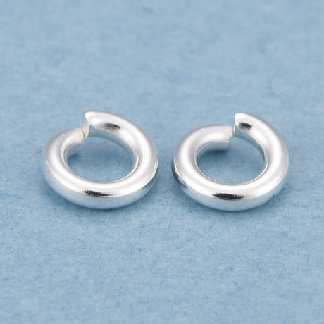 Åbne Øskner – Langtidsholdbar 925 Sterling Sølvbelagt Messing (4x1mm) 10 stk. - Uniq Perler - 126165