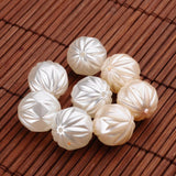 Akryl Perler Med Flot Mønster, Hvid, 14x13mm, 10 stk. - Uniq Perler - 111823