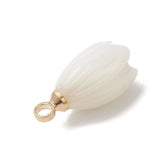 Auktion AA....Tulipan Vedhæng – Hvid Trochus Musling Med 18K Forgyldt Messing Bail (13,5x7,5x6,5mm) - Uniq Perler - 121944