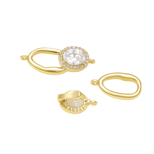 Auktion B.....Forgyldt Messing Lås med Klar Zirkonia Sten (23x9mm) - Uniq Perler - 111636