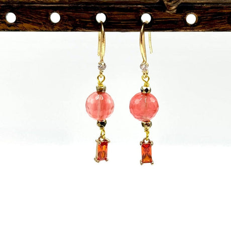 Auktion S......Enkel Ørekrog Med Én Zirkonia Sten, 18K Forgyldt, ( 17,5x3mm) - Uniq Perler - 905847